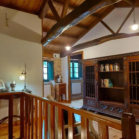 度假居 A Casa Dos Avos Es Casa De Piedra De 1850 Con Piscina Y En Plena Naturaleza En Galicia *