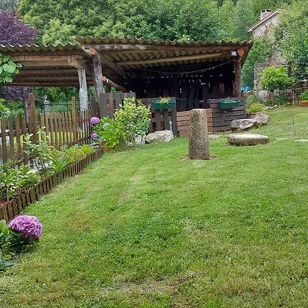 A Casa Dos Avos Es Casa De Piedra De 1850 Con Piscina Y En Plena Naturaleza En Galicia *