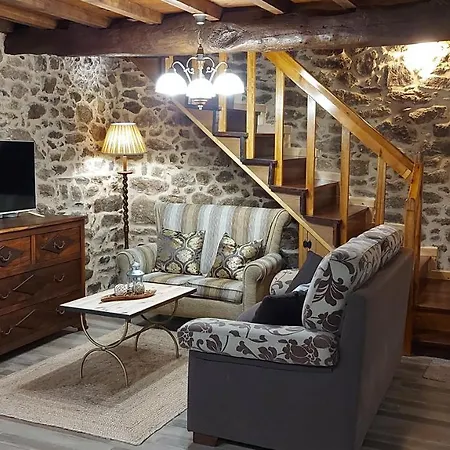 A Casa Dos Avos Es Casa De Piedra De 1850 Con Piscina Y En Plena Naturaleza En Galicia * 拉科鲁尼亚