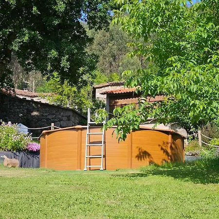 A Casa Dos Avos Es Casa De Piedra De 1850 Con Piscina Y En Plena Naturaleza En Galicia * 拉科鲁尼亚